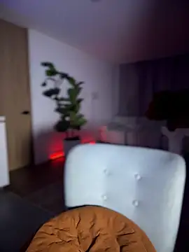Snapshot of SaraFerreira chatting on July 8, 1:43 am SaraFerreira online show from July 8, 1:43 am