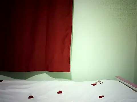 Snapshot of Pierra77 chatting on May 12, 2:19 am Pierra77 online show from May 12, 2:19 am