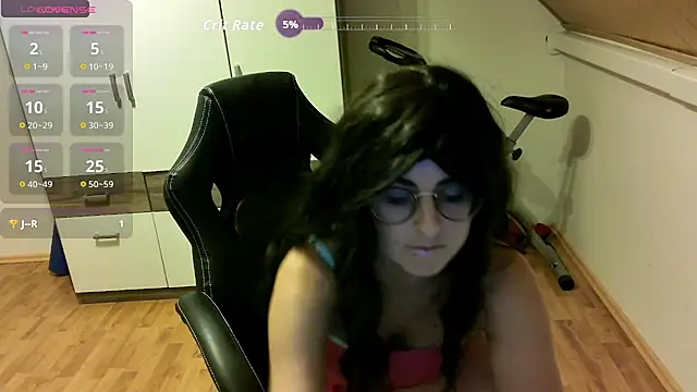 secretmia online show from October 12, 8:19 pm