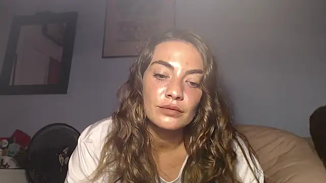 Snapshot of LillyLust21 chatting on May 26, 11:56 pm LillyLust21 online show from May 26, 11:56 pm