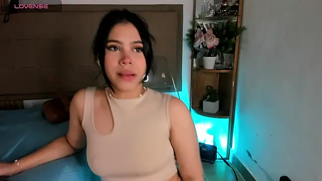 Snapshot of Natasha__Sccott chatting on January 15, 6:08 pm Natasha Sccott online show from January 15, 6:08 pm