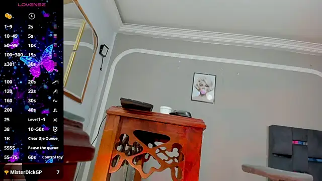 Snapshot of Jimena_Grey chatting on May 6, 7:35 am Jimena Grey online show from May 6, 7:35 am