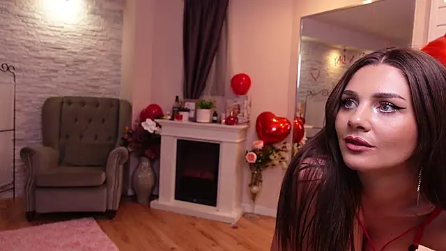 LinaReese online show from February 12, 8:16 am