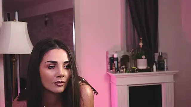 LinaReese online show from November 26, 4:46 am