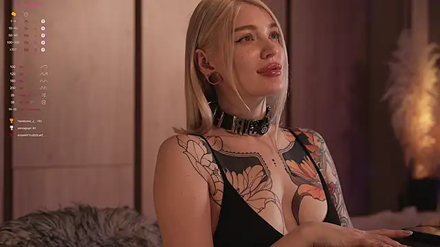 LinaKinky online show from March 5, 4:13 pm