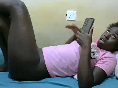 Snapshot of sweet_lily2 chatting on February 10, 11:34 pm sweet lily2 online show from February 10, 11:34 pm