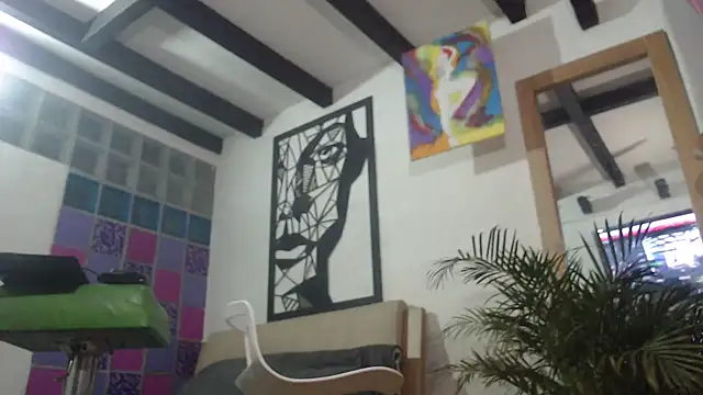thirstymoonxx online show from June 6, 4:28 am