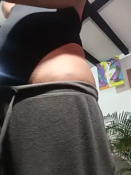 thirstymoonxx online show from June 17, 5:10 am