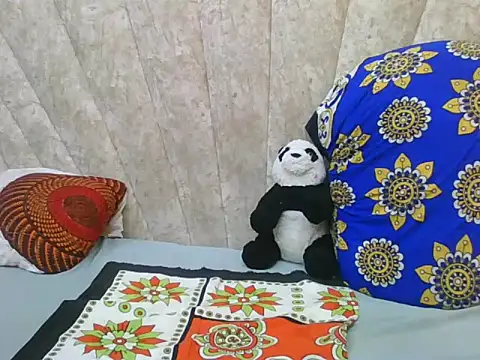 Snapshot of Sexy_Villagegal chatting on October 21, 10:49 am Sexy Villagegal online show from October 21, 10:49 am