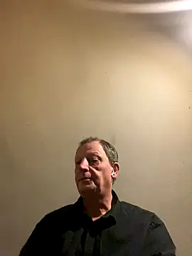 chubbybear2cum online show from November 22, 11:37 pm