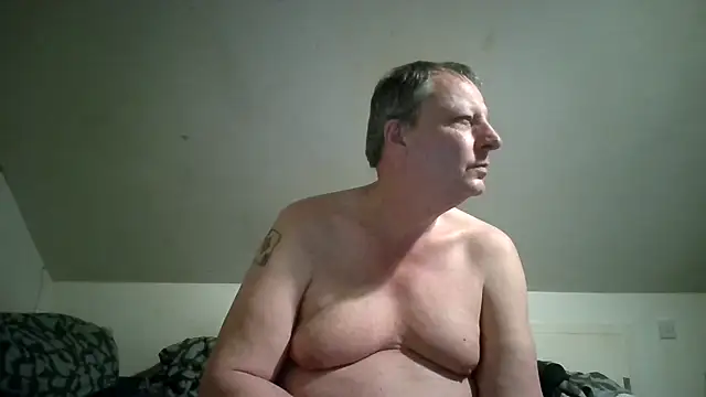 chubbybear2cum online show from May 15, 11:23 pm