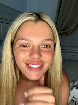 Snapshot of IrishTeenBarbie69 chatting on September 19, 9:37 pm IrishTeenBarbie69 online show from September 19, 9:37 pm