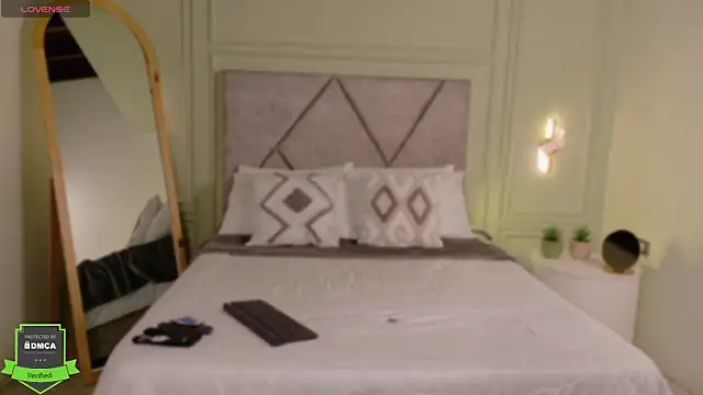 Snapshot of _Miss_Kimm chatting on April 20, 1:14 pm Miss Kimm online show from April 20, 1:14 pm