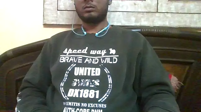 Snapshot of LUSTY_SHUBH_31 chatting on January 29, 9:44 am LUSTY SHUBH 31 online show from January 29, 9:44 am