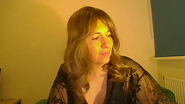 Ella Next Door online show from November 17, 6:30 am