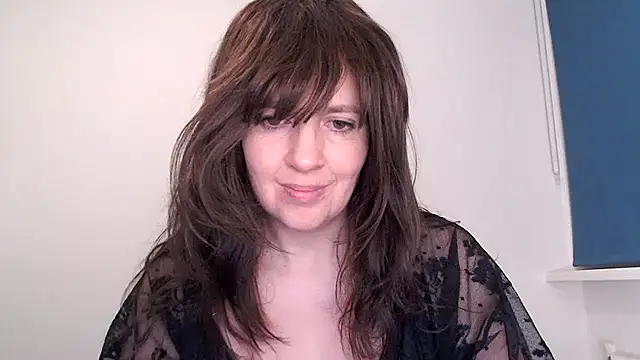 Ella Next Door online show from February 1, 11:03 pm