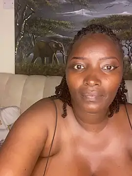 Snapshot of Naughty-sonia2 chatting on February 13, 8:34 pm Naughty-sonia2 online show from February 13, 8:34 pm