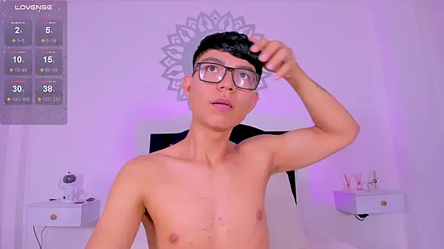 CodyTwink online show from March 2, 4:47 pm