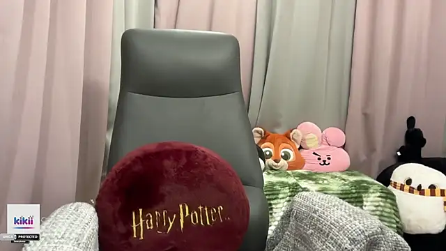 Unique-Beauty online show from February 1, 2:15 pm