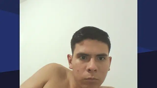 Snapshot of el_sevillista29 chatting on July 12, 8:44 pm el sevillista29 online show from July 12, 8:44 pm