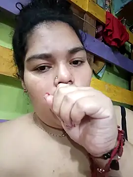 Snapshot of Paola16_6 chatting on April 18, 6:56 pm Paola16 6 online show from April 18, 6:56 pm