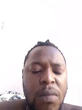 Freaky Vannahs online show from April 12, 4:50 am