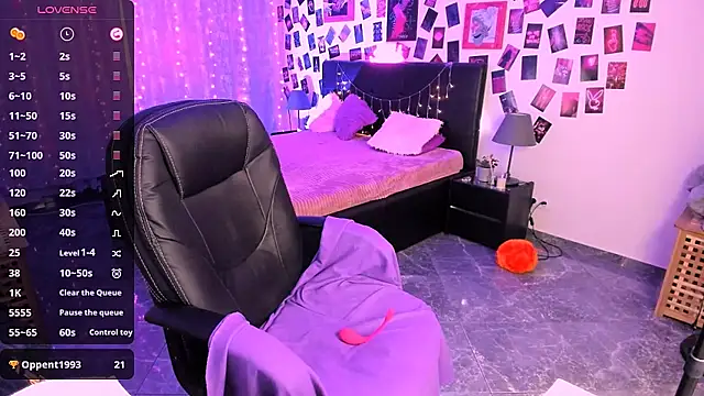 BellaTorne  online show from March 7, 2:23 pm