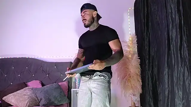 john cartter1 online show from March 28, 12:05 pm