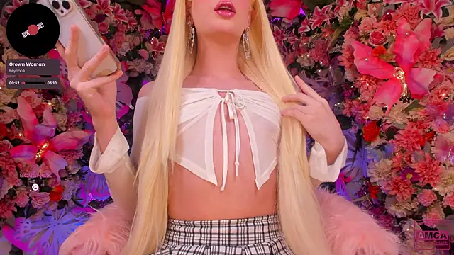 Snapshot of AlisonSharon chatting on February 23, 9:23 pm AlisonSharon online show from February 23, 9:23 pm