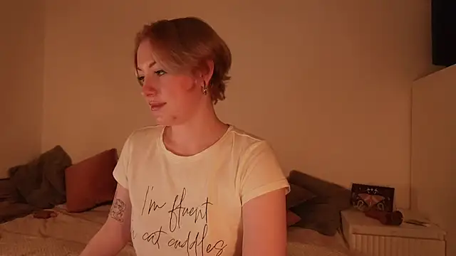 kris69kiss online show from February 1, 10:13 pm