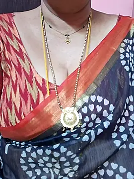 Snapshot of ananya956 chatting on April 18, 4:55 pm ananya956 online show from April 18, 4:55 pm
