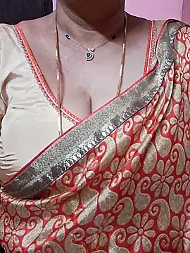 Snapshot of ananya956 chatting on May 5, 7:11 pm ananya956 online show from May 5, 7:11 pm