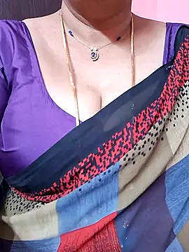Snapshot of ananya956 chatting on May 15, 1:40 pm ananya956 online show from May 15, 1:40 pm
