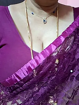 Snapshot of ananya956 chatting on May 17, 12:12 pm ananya956 online show from May 17, 12:12 pm
