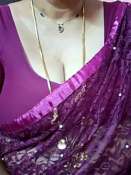 Snapshot of ananya956 chatting on May 18, 1:13 am ananya956 online show from May 18, 1:13 am