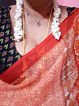 Snapshot of ananya956 chatting on May 31, 2:53 am ananya956 online show from May 31, 2:53 am