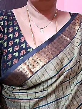 Snapshot of ananya956 chatting on June 26, 8:46 pm ananya956 online show from June 26, 8:46 pm