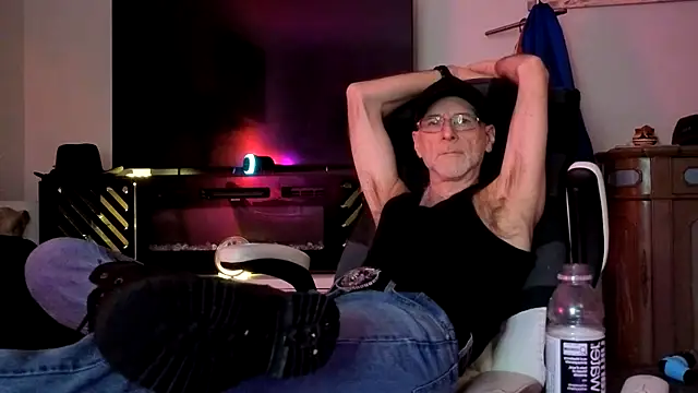 Towndude123 online show from April 9, 10:37 pm