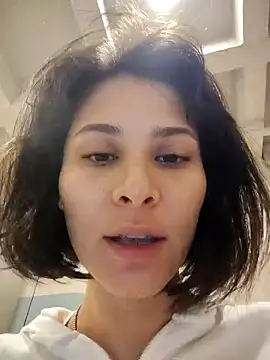 Snapshot of Ramona_Flower chatting on December 5, 8:11 am Ramona Flower online show from December 5, 8:11 am