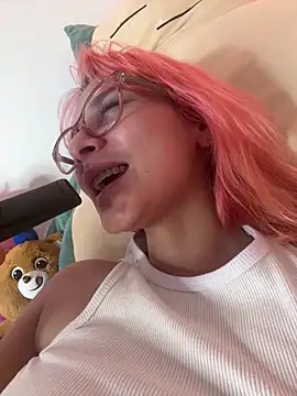 Snapshot of Ramona_Flower chatting on March 6, 5:14 am Ramona Flower online show from March 6, 5:14 am