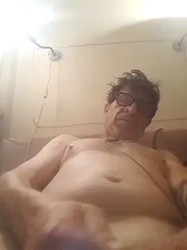 Snapshot of felice66 chatting on May 21, 5:03 am felice66 online show from May 21, 5:03 am
