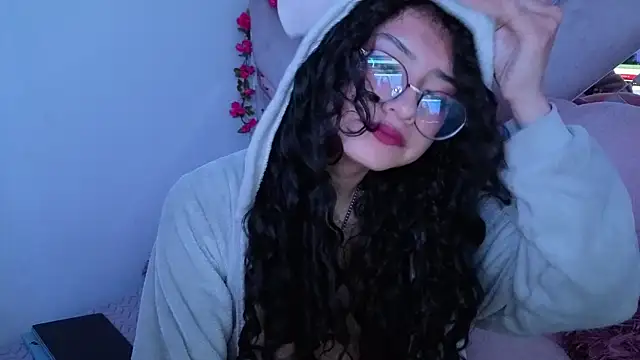 CherieCurl online show from May 19, 6:58 pm