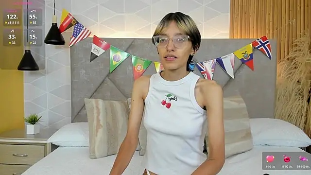 Snapshot of Marge_lasander chatting on July 13, 6:22 pm Marge lasander online show from July 13, 6:22 pm