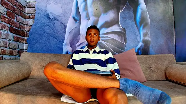 Ethan Fox11 online show from March 17, 1:47 pm