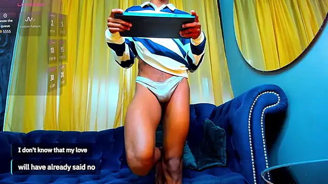 Snapshot of Ethan_Fox11 chatting on May 8, 1:38 pm Ethan Fox11 online show from May 8, 1:38 pm