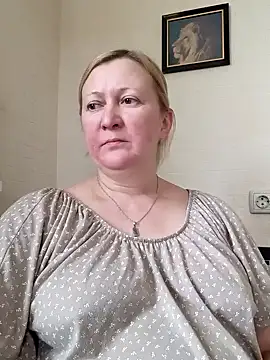 blondyaguar online show from December 2, 11:12 am