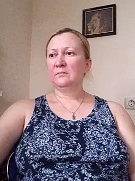 blondyaguar online show from December 6, 1:11 pm