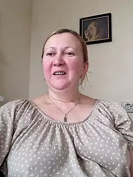 blondyaguar online show from December 16, 11:44 am