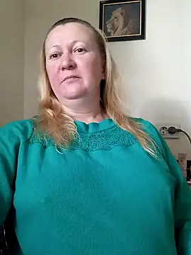 blondyaguar online show from September 18, 12:18 pm