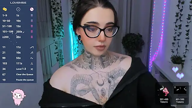 Snapshot of Dixi_Pixi_ chatting on February 7, 5:44 am Dixi Pixi online show from February 7, 5:44 am